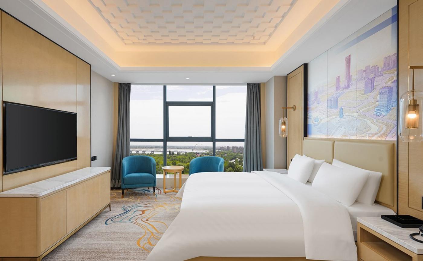 希尔顿欢朋酒店家具